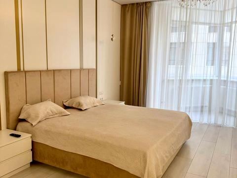 квартира за адресою Андрія Верхогляда вул. (Михайла Драгомирова), 14-А