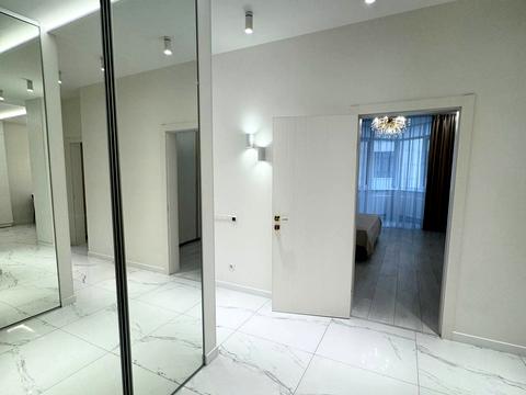 квартира за адресою Андрія Верхогляда вул. (Михайла Драгомирова), 14-А