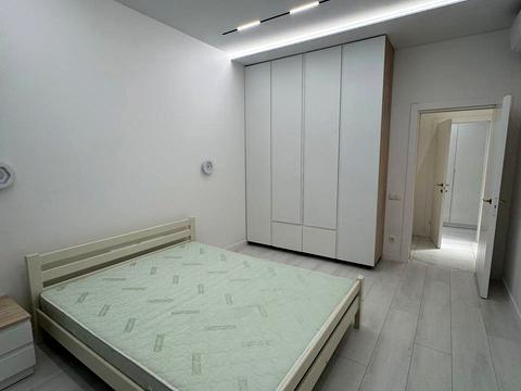 квартира за адресою Андрія Верхогляда вул. (Михайла Драгомирова), 14-А