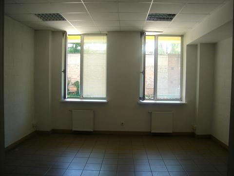 комерційна за адресою Левка Лук'яненка вул. (Василя Жуковського), 1