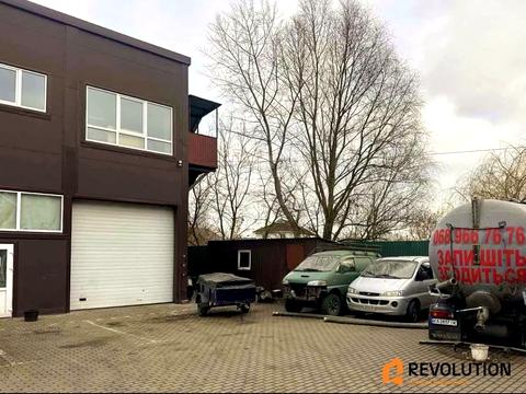 коммерческая по адресу Центральная ул., 8