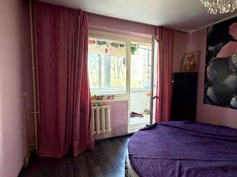 квартира за адресою Тролейбусна вул., 8
