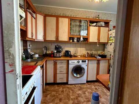 квартира за адресою Тролейбусна вул., 8