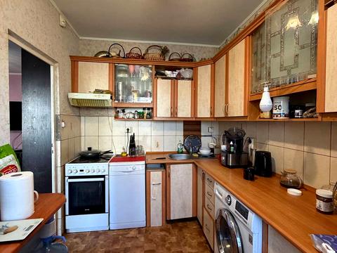 квартира за адресою Тролейбусна вул., 8