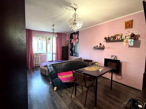 квартира за адресою Тролейбусна вул., 8