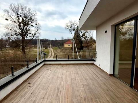 дом по адресу Зелена