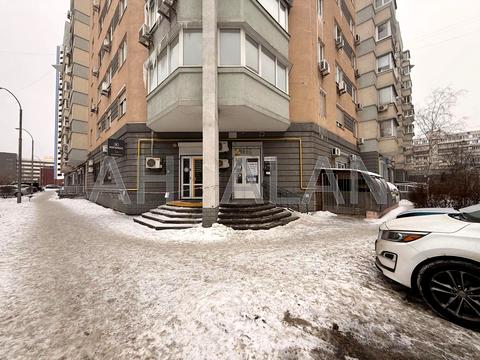 коммерческая по адресу Раисы Окипной ул., 4