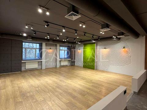 комерційна за адресою Ірининська вул., 5/24