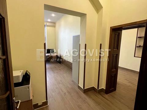 комерційна за адресою Євгена Чикаленка вул. (Пушкінська), 8