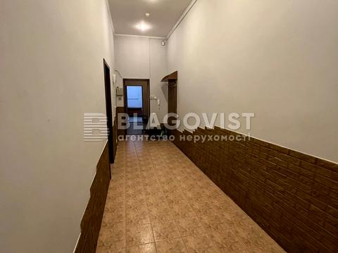 комерційна за адресою Євгена Чикаленка вул. (Пушкінська), 8