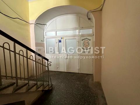 комерційна за адресою Євгена Чикаленка вул. (Пушкінська), 8