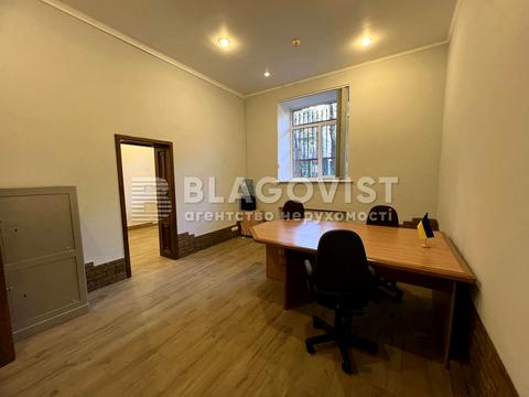 комерційна за адресою Євгена Чикаленка вул. (Пушкінська), 8