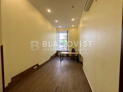 комерційна за адресою Євгена Чикаленка вул. (Пушкінська), 8