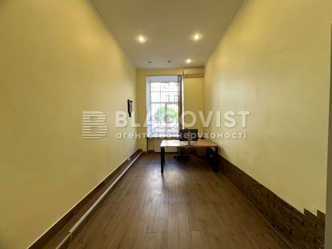 комерційна за адресою Євгена Чикаленка вул. (Пушкінська), 8