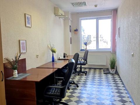 коммерческая по адресу Ореста Васкула ул. (Феодори Пушиної), 27