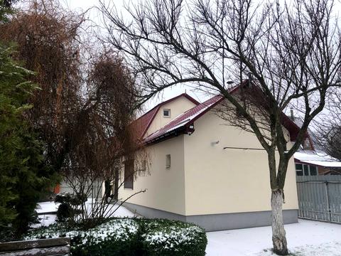 будинок за адресою Набережна вул.