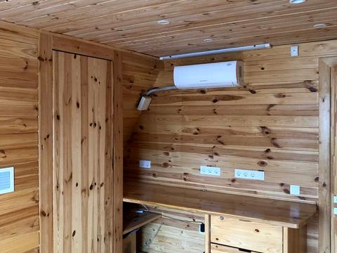 будинок за адресою Набережна вул.