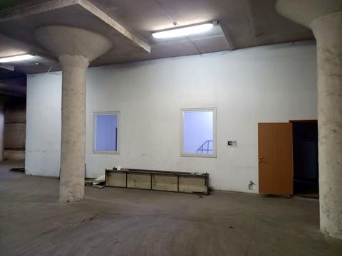 комерційна за адресою Паркова вул., 26