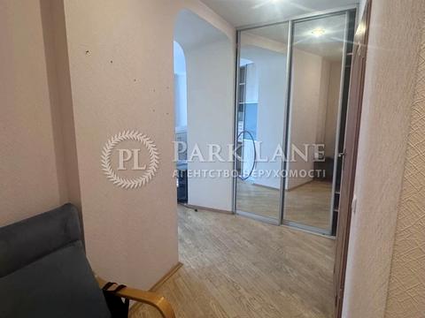 квартира за адресою Золотоустівська вул., 10-12