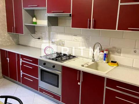 квартира за адресою Зоряна вул., 6