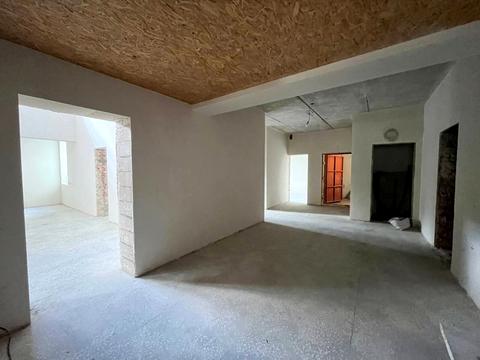 комерційна за адресою Таращанська вул., 143