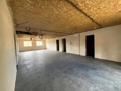 комерційна за адресою Таращанська вул., 143