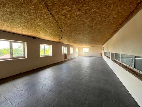 комерційна за адресою Таращанська вул., 143