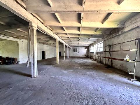 комерційна за адресою Колгоспна, 2в