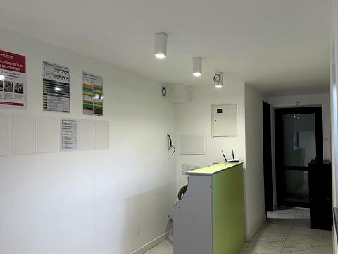 комерційна за адресою Назара Небожинського вул. (Павлюченка), 16а