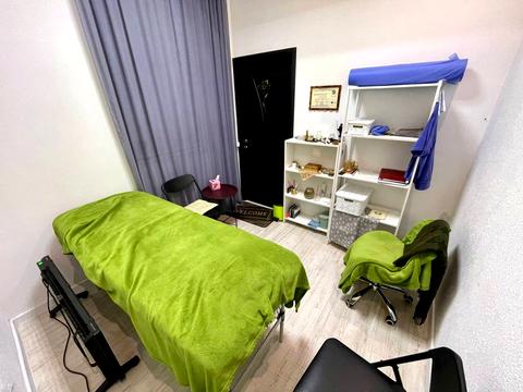 комерційна за адресою Богдана Хмельницького вул., 9