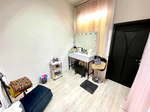 комерційна за адресою Богдана Хмельницького вул., 9