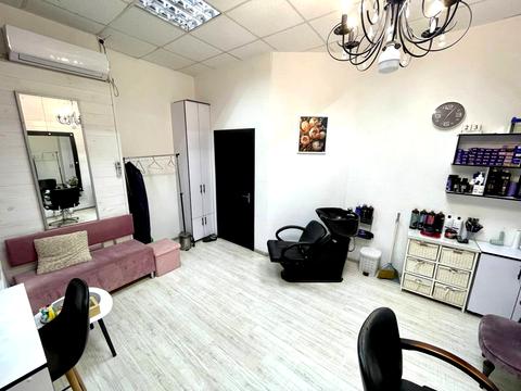 комерційна за адресою Богдана Хмельницького вул., 9