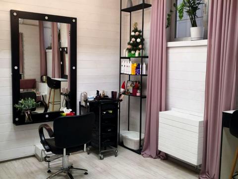 комерційна за адресою Богдана Хмельницького вул., 9