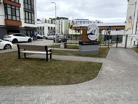 комерційна за адресою Гетьмана Мазепи вул., 164, к7