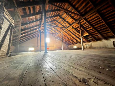 комерційна за адресою Селекційна вул., 113