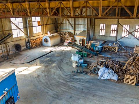 коммерческая по адресу Героїв у ул., 4