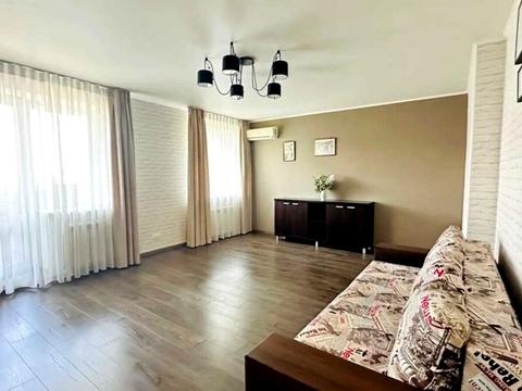 квартира за адресою Олексія Вадатурського вул. (Маршала Малиновського), 47а