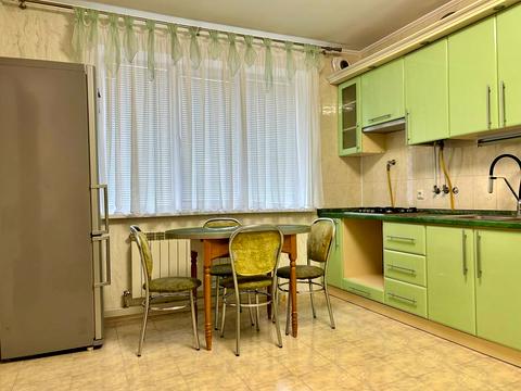 дом по адресу Левка Ревуцкого ул., 5