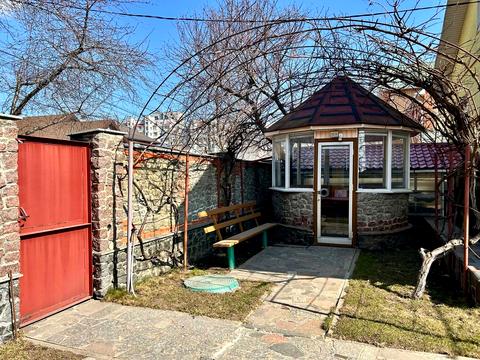 дом по адресу Левка Ревуцкого ул., 5