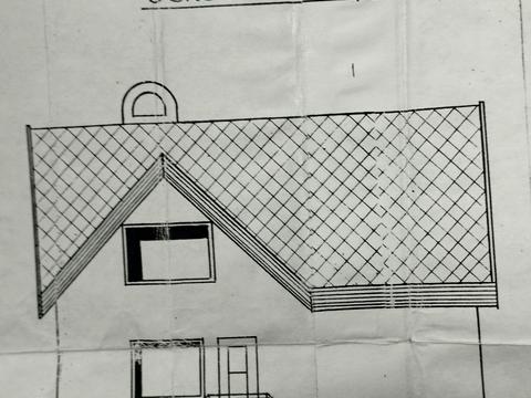 дом по адресу Яноша Ареня