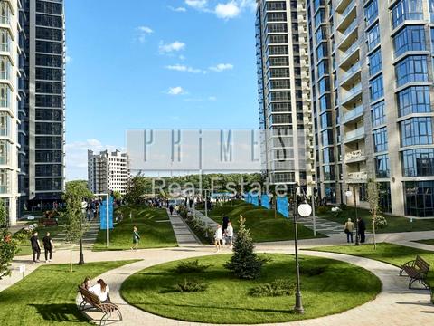 паркомісце за адресою Андрія Верхогляда вул. (Михайла Драгомирова), 11-В