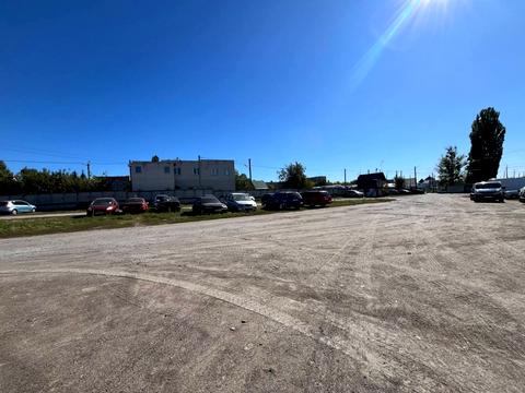 комерційна за адресою Молодіжна вул., 22