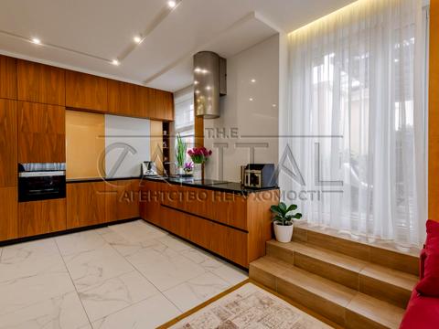 квартира по адресу Академика Филатова ул., 2/1