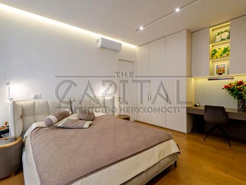 квартира по адресу Академика Филатова ул., 2/1