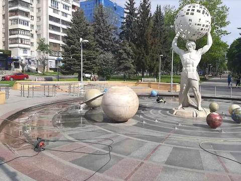 квартира за адресою Космонавтів просп., 36а