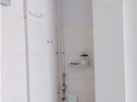 комерційна за адресою Павла Тичини просп., 18в