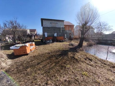 участок по адресу Крилова ул., 91