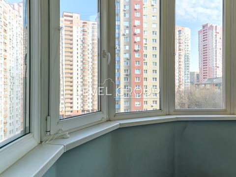 квартира за адресою Саперно-Слобідська вул., 8