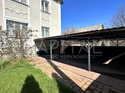 дом по адресу Бучанський