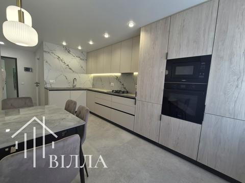 квартира за адресою Білогірська вул., 12